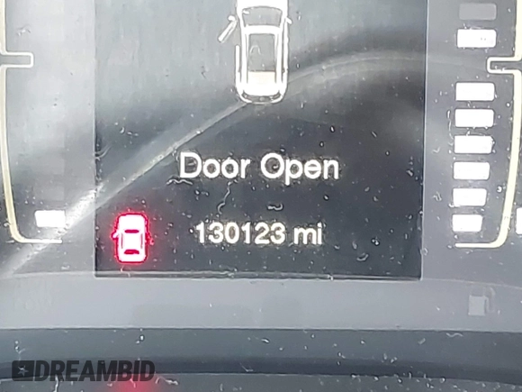 2016 Jeep Cherokee Altitude with VIN 1C4PJLAB7GW307900, listed as a IAAI auction lot 42611390 with 130,123 mi miles and . Bid and sale history available at DreamBid. Image 16.