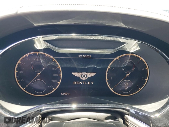 2021 Bentley Flying Spur W12 with VIN SCBBB6ZGXMC084793, listed as a Copart auction lot 68088044 with 72 mi miles and Salvage Title. Bid and sale history available at DreamBid. Image 9.