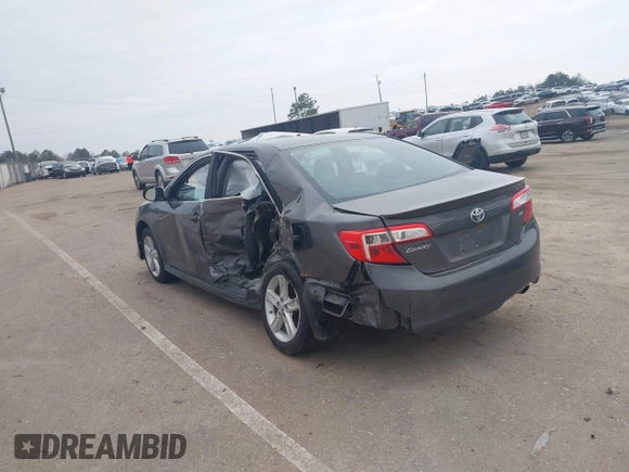 2014 Toyota Camry L with VIN 4T1BF1FKXEU813606, listed as a IAAI auction lot 41528889 with 252,866 mi miles. Bid and sale history available at carsss.com. Image 3.