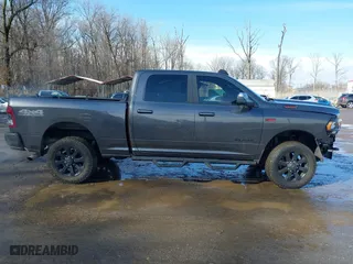 2019 Ram 2500 Big Horn with VIN 3C6UR5DJ9KG711726, listed as a IAAI auction lot 41559314 with 86,699 mi miles. Bid and sale history available at carsss.com. Image 13.