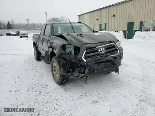 2016 Toyota Tacoma SR with VIN 5TFSX5ENXGX041808, listed as a Copart auction lot 84424644 with 67,467 mi miles and Salvage Title. Bid and sale history available at carsss.com. Image 11.