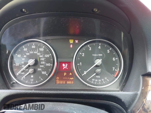 2008 BMW 3 Series 328i with VIN WBAVA375X8NL48566, listed as a IAAI auction lot 42581364 with 231,212 mi miles and . Bid and sale history available at DreamBid. Image 7.