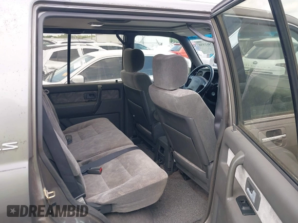2002 Isuzu Trooper S z VIN JACDJ58X027J10438, wystawiony jako IAAI lot #42461558 z przebiegiem 112 439 mil mil oraz . Historia ofert i sprzedaży dostępna na DreamBid. Obrazek 8.