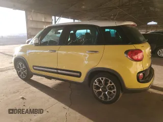 2014 FIAT 500L Trekking with VIN ZFBCFADH5EZ009574, listed as a Copart auction lot 47250205 with 33,469 mi miles and Salvage Title. Bid and sale history available at DreamBid. Image 2.