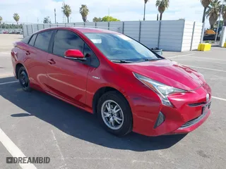 2017 Toyota Prius Two with VIN JTDKBRFU0H3538662, listed as a IAAI auction lot 42011499 with 90,862 mi miles. Bid and sale history available at carsss.com. Image 1.
