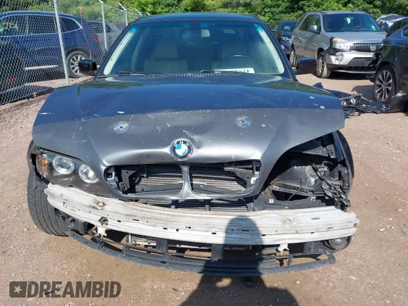 2004 BMW 3 Series 325i with VIN WBAEV33404KL63641, listed as a IAAI auction lot 42546413 with 205,775 mi miles and . Bid and sale history available at DreamBid. Image 13.