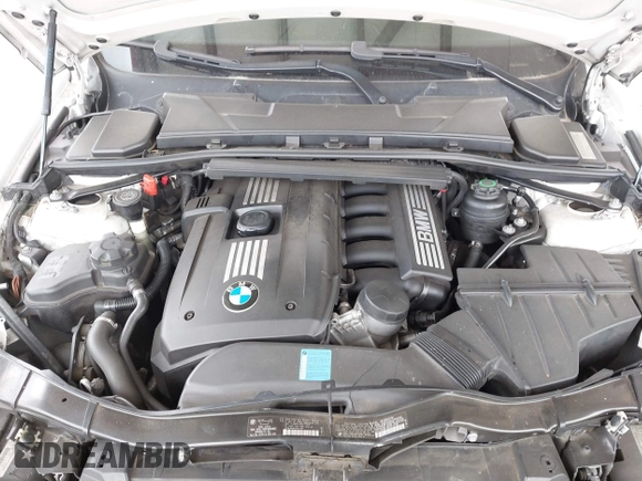 2007 BMW 3 Series 328i с VIN WBAVC53527FZ76805, выставлен на аукционе IAAI как лот 42543532 с пробегом 160 803 миль миль и . История ставок и продаж доступна на DreamBid. Изображение 10.