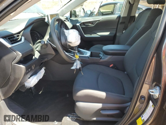 2024 Toyota RAV4 LE with VIN 2T3F1RFV9RC476045, listed as a Copart auction lot 55453285 with 7,622 mi miles and Salvage title. Bid and sale history available at DreamBid. Image 7.