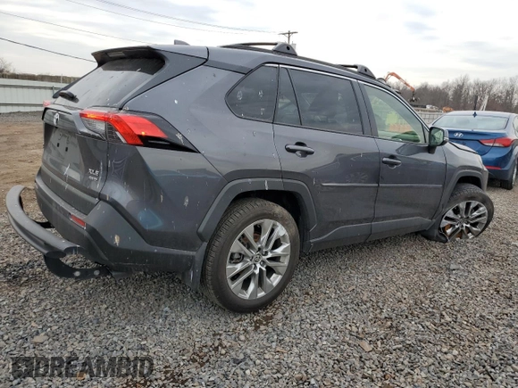 2023 Toyota RAV4 XLE Premium with VIN JTMA1RFV6PJ041066, listed as a Copart auction lot 46926495 with 7,913 mi miles and Salvage Title. Bid and sale history available at carsss.com. Image 3.