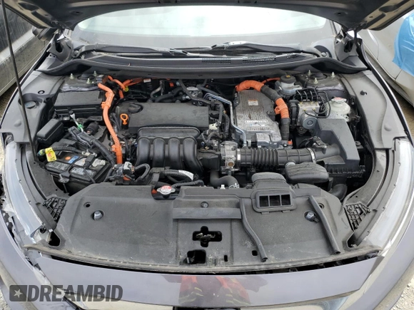 2019 Honda Clarity Plug-In Hybrid Touring with VIN JHMZC5F31KC003180, listed as a Copart auction lot 56952284 with 57,249 mi miles and Salvage Title. Bid and sale history available at carsss.com. Image 11.