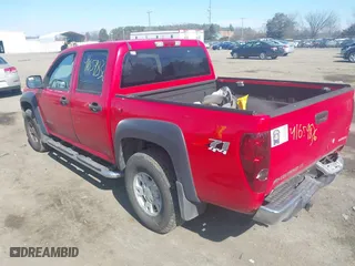2005 Chevrolet Colorado 1SC LS Z85 with VIN 1GCDT136758158309, listed as a IAAI auction lot 41659836 with 81,831 mi miles. Bid and sale history available at carsss.com. Image 3.