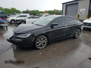 2016 Chrysler 200 S z VIN 1C3CCCBB5GN120169, wystawiony jako Copart lot #57097365 z przebiegiem 126 210 mil mil oraz Szkoda całkowita • Salvage title. Historia ofert i sprzedaży dostępna na DreamBid. Obrazek 1.