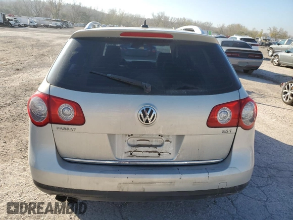 2009 Volkswagen Passat z VIN WVWXK73C99E046868, wystawiony jako Copart lot #79549784 z przebiegiem 167 784 mil mil oraz Szkoda całkowita • Salvage title. Historia ofert i sprzedaży dostępna na DreamBid. Obrazek 6.