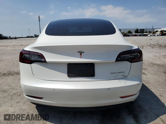 2021 Tesla Model 3 Long Range z VIN 5YJ3E1EB7MF093184, wystawiony jako Copart lot #58060385 z przebiegiem 51 678 mil mil oraz Nie do naprawy • Non repairable. Historia ofert i sprzedaży dostępna na DreamBid. Obrazek 6.