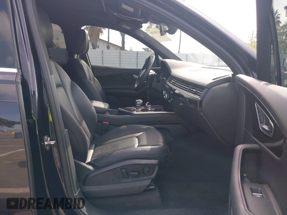 2018 Audi Q7 Premium Plus z VIN WA1LAAF71JD043867, wystawiony jako IAAI lot #42100789 z przebiegiem 146 796 mil mil oraz . Historia ofert i sprzedaży dostępna na DreamBid. Obrazek 5.