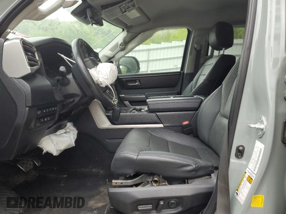 2022 Toyota Tundra SR5 with VIN 5TFLA5DB2NX016055, listed as a Copart auction lot 57480155 with 42,939 mi miles and Salvage title. Bid and sale history available at DreamBid. Image 7.