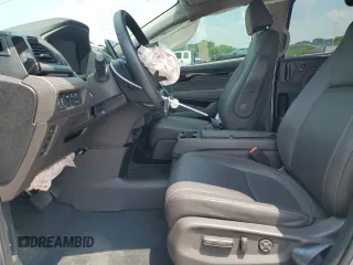 2023 Honda Odyssey Touring z VIN 5FNRL6H8XPB037385, wystawiony jako Copart lot #59461215 z przebiegiem 32 150 mil mil oraz Szkoda całkowita • Salvage title. Historia ofert i sprzedaży dostępna na DreamBid. Obrazek 7.