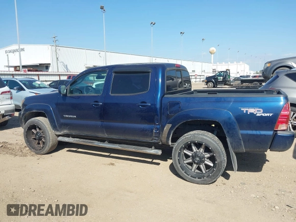 2008 Toyota Tacoma PreRunner with VIN 3TMJU62N78M062878, listed as a IAAI auction lot 41781780 with 247,276 mi miles. Bid and sale history available at carsss.com. Image 14.
