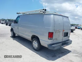 2014 Ford Econoline Cargo Commercial z VIN 1FTNE1EW6EDB05698, wystawiony jako IAAI lot #42236705 z przebiegiem 162 416 mil mil oraz . Historia ofert i sprzedaży dostępna na DreamBid. Obrazek 3.