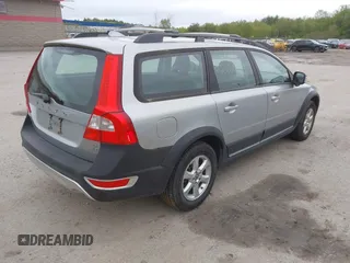 2008 Volvo XC70 z VIN YV4BZ982381032906, wystawiony jako IAAI lot #42322597 z przebiegiem 164 399 mil mil oraz . Historia ofert i sprzedaży dostępna na DreamBid. Obrazek 4.