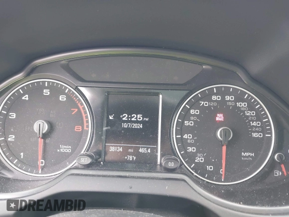 2015 Audi Q5 Premium Plus with VIN WA1DGAFP0FA124936, listed as a IAAI auction lot 40506289 with 38,134 mi miles. Bid and sale history available at carsss.com. Image 7.