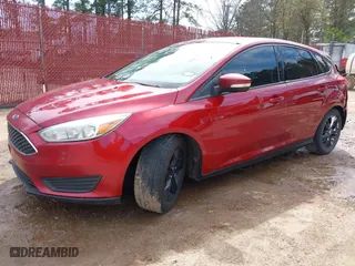 2016 Ford Focus SE with VIN 1FADP3K26GL288926, listed as a IAAI auction lot 41820097 with 189,539 mi miles. Bid and sale history available at carsss.com. Image 17.