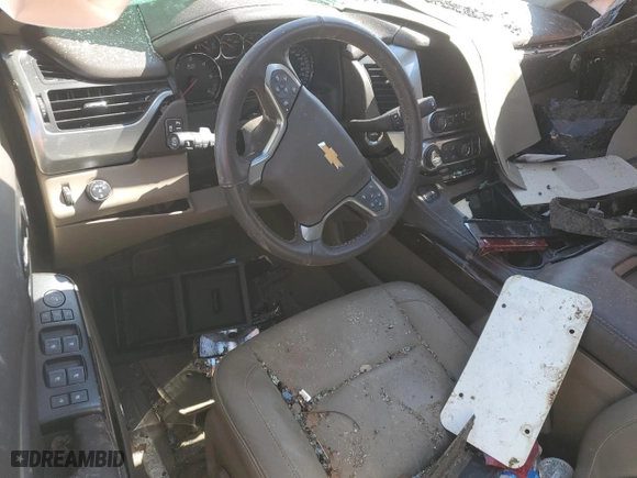 2019 Chevrolet Suburban LT with VIN 1GNSCHKC5KR397782, listed as a Copart auction lot 47121445 with 61,911 mi miles and Salvage Title. Bid and sale history available at carsss.com. Image 8.