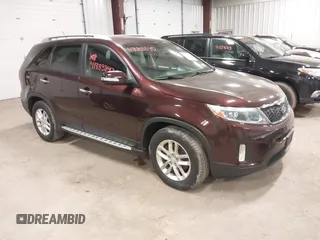2015 Kia Sorento LX with VIN 5XYKT3A65FG635450, listed as a IAAI auction lot 41883840 with 97,238 mi miles. Bid and sale history available at carsss.com. Image 1.