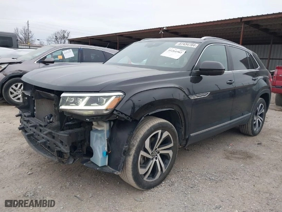2022 Volkswagen Atlas Cross Sport 3.6L V6 SEL with VIN 1V2BE2CA2NC218844, listed as a IAAI auction lot 41264502 with 47,150 mi miles. Bid and sale history available at carsss.com. Image 2.