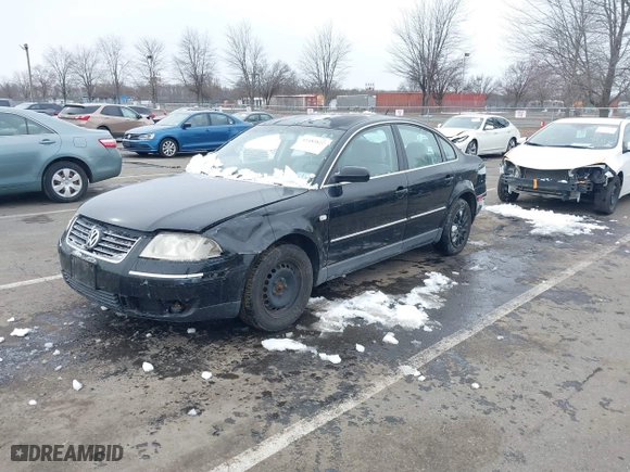 2003 Volkswagen Passat GL with VIN WVWMD63B03P039933, listed as a IAAI auction lot 41485822 with 133,907 mi miles. Bid and sale history available at carsss.com. Image 2.