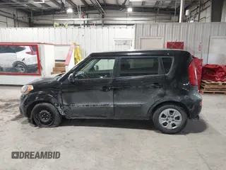 2013 Kia Soul with VIN KNDJT2A58D7773703, listed as a IAAI auction lot 41628420 with 100,301 mi miles. Bid and sale history available at carsss.com. Image 14.