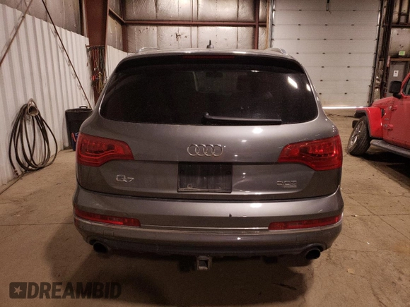 2015 Audi Q7 Premium Plus with VIN WA1LGAFEXFD028840, listed as a Copart auction lot 62537525 with 118,873 mi miles and Clean title. Bid and sale history available at DreamBid. Image 6.