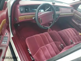 1992 Ford Crown Victoria LX with VIN 2FALP74W6NX244444, listed as a Copart auction lot 81193284 with 11,776 mi miles and Salvage Title. Bid and sale history available at carsss.com. Image 8.