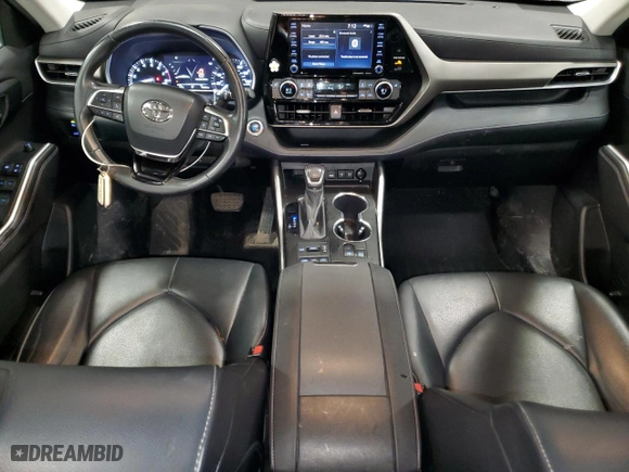 2020 Toyota Highlander XLE with VIN 5TDGZRBH3LS017789, listed as a Copart auction lot 47644425 with 99,548 mi miles and Salvage Title. Bid and sale history available at carsss.com. Image 8.