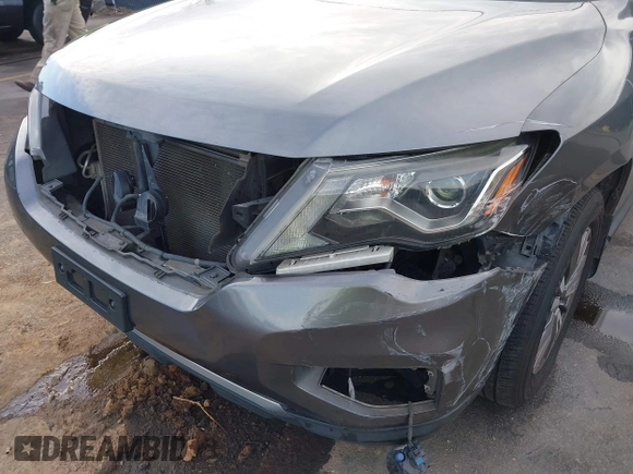 2017 Nissan Pathfinder SV z VIN 5N1DR2MN7HC660048, wystawiony jako IAAI lot #41447330 z przebiegiem 138 524 mil mil oraz . Historia ofert i sprzedaży dostępna na DreamBid. Obrazek 6.