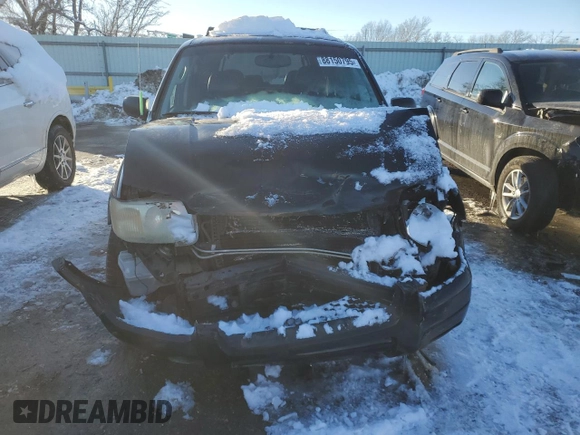 2004 Ford Escape Limited with VIN 1FMCU94184KA51163, listed as a Copart auction lot 88150795 with 217,158 mi miles and Salvage Title. Bid and sale history available at carsss.com. Image 5.
