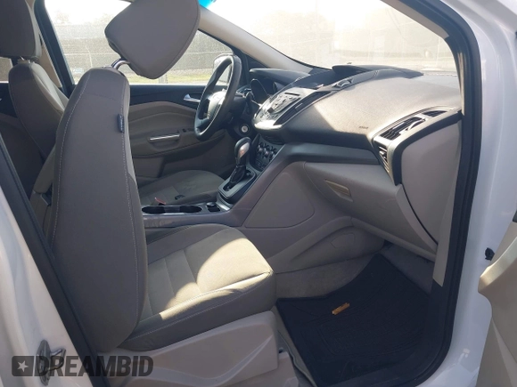 2013 Ford Escape SE с VIN 1FMCU0GXXDUB25389, выставлен на аукционе IAAI как лот 42714468 с пробегом 158 849 миль миль и . История ставок и продаж доступна на DreamBid. Изображение 5.