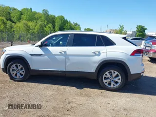2021 Volkswagen Atlas S with VIN 1V2GC2CAXMC225275, listed as a IAAI auction lot 42341121 with 79,999 mi miles and . Bid and sale history available at DreamBid. Image 14.