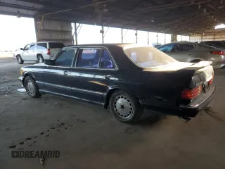 1990 Mercedes-Benz 560 with VIN WDBCA39EXLA503543, listed as a Copart auction lot 83086254 with 195,635 mi miles and Clean Title. Bid and sale history available at DreamBid. Image 2.