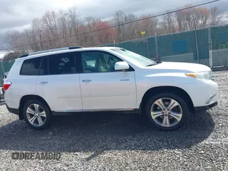 2012 Toyota Highlander Limited with VIN 5TDDK3EH6CS122455, listed as a IAAI auction lot 41824335 with 154,149 mi miles. Bid and sale history available at carsss.com. Image 13.