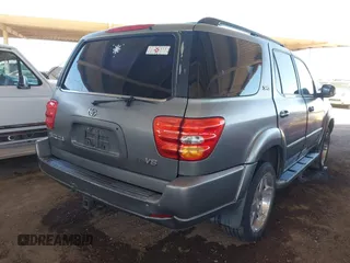 2003 Toyota Sequoia SR5 with VIN 5TDZT34A13S149313, listed as a IAAI auction lot 41841538 with 210,440 mi miles. Bid and sale history available at carsss.com. Image 4.