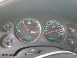 2007 Chevrolet Suburban LT with VIN 1GNFC16JX7J300857, listed as a Copart auction lot 43244695 with 200,338 mi miles and Clean Title. Bid and sale history available at carsss.com. Image 9.