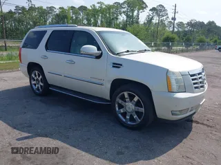 2009 Cadillac Escalade z VIN 1GYFK23249R284846, wystawiony jako IAAI lot #42184659 z przebiegiem Nie podano mil oraz . Historia ofert i sprzedaży dostępna na DreamBid. Obrazek 1.