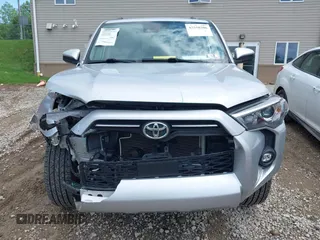 2022 Toyota 4Runner SR5 with VIN JTEMU5JR0N6000953, listed as a IAAI auction lot 42550206 with 73,088 mi miles and . Bid and sale history available at DreamBid. Image 12.