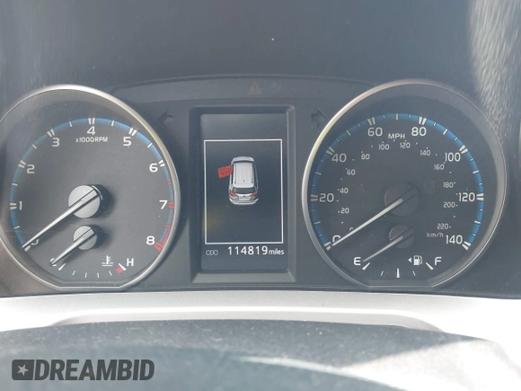 2018 Toyota RAV4 XLE с VIN JTMWFREV3JD121908, выставлен на аукционе IAAI как лот 42140675 с пробегом 114 819 миль миль и . История ставок и продаж доступна на DreamBid. Изображение 7.