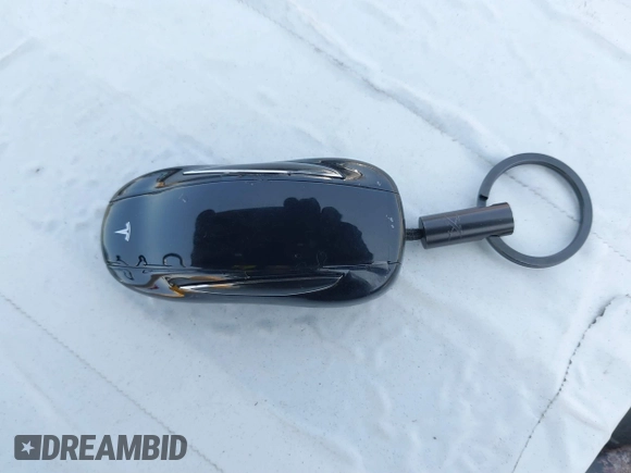 2017 Tesla Model X 90D z VIN 5YJXCBE24HF044656, wystawiony jako IAAI lot #40054420 z przebiegiem 137 621 mil mil oraz . Historia ofert i sprzedaży dostępna na DreamBid. Obrazek 11.