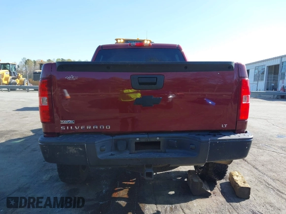 2008 Chevrolet Silverado 1500 1LT with VIN 3GCEC13018G277973, listed as a IAAI auction lot 41915142 with 177,462 mi miles and . Bid and sale history available at DreamBid. Image 17.