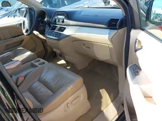 2008 Honda Odyssey EX-L with VIN 5FNRL38698B066181, listed as a IAAI auction lot 41882534 with 120,625 mi miles. Bid and sale history available at carsss.com. Image 5.