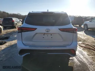 2023 Toyota Highlander L with VIN 5TDKDRBHXPS512876, listed as a Copart auction lot 88411615 with 15,561 mi miles and Salvage Title. Bid and sale history available at carsss.com. Image 6.