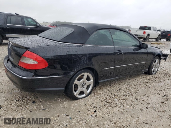 2007 Mercedes-Benz CLK 550 with VIN WDBTK72G37T077852, listed as a Copart auction lot 44957585 with 195,015 mi miles and Salvage Title. Bid and sale history available at DreamBid. Image 3.